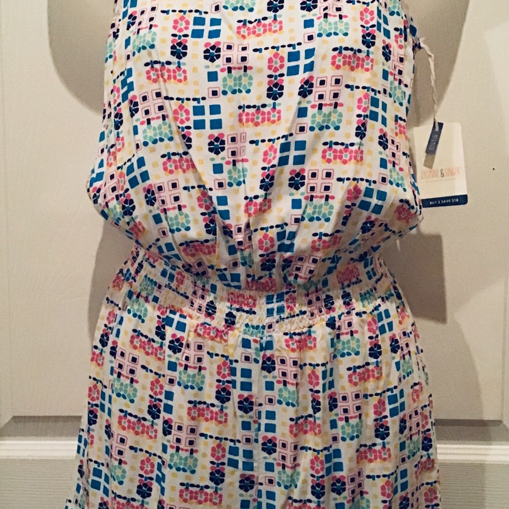 NWT- Jasmine & Ginger Romper Snow White Geo Floral
